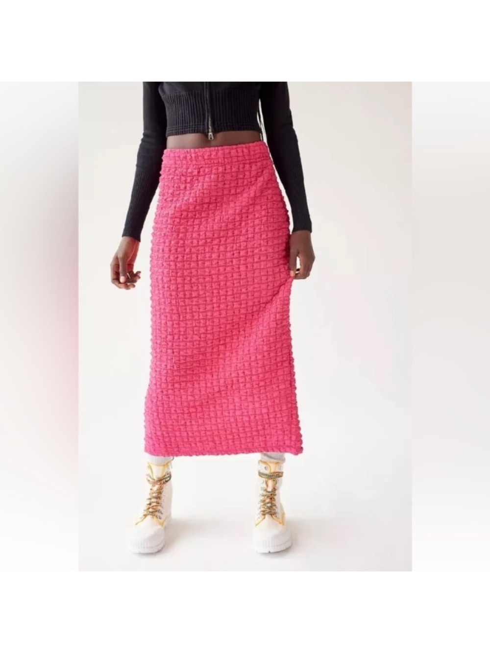 Urban Outfitters Kimmy Bubble Midi Pencil Skirt-Small